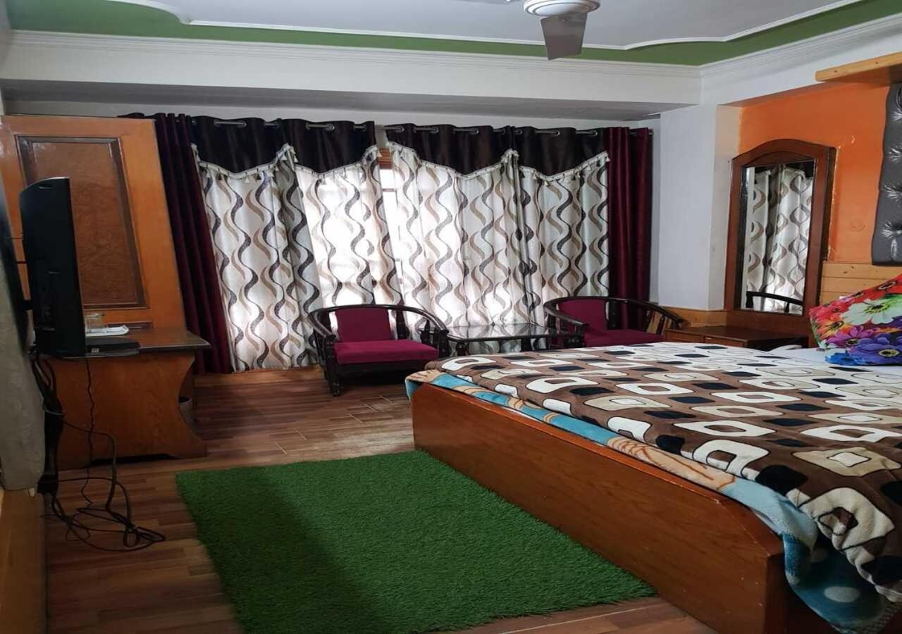 Hotel Apple Regency Shimla Bagian luar foto
